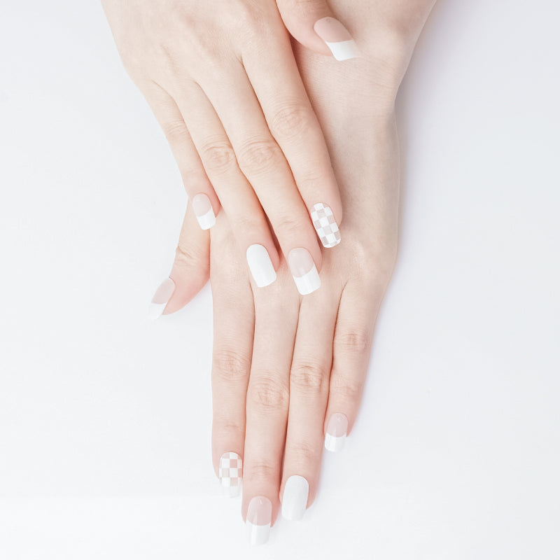200083 - French Tip Checkerboard - Semi Cured Gel Nail Stickers