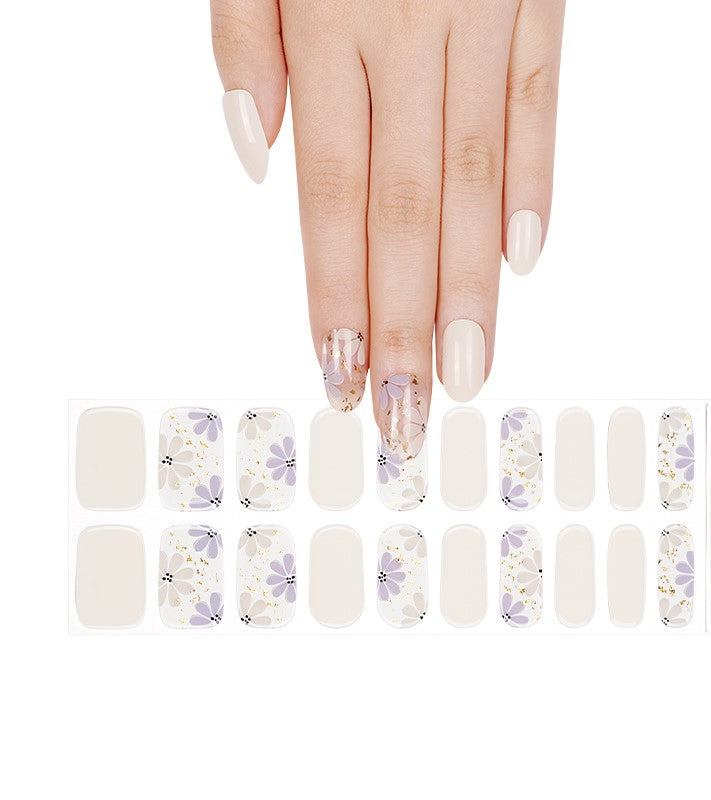 Daisy Dream - Semi Cured Gel Nails