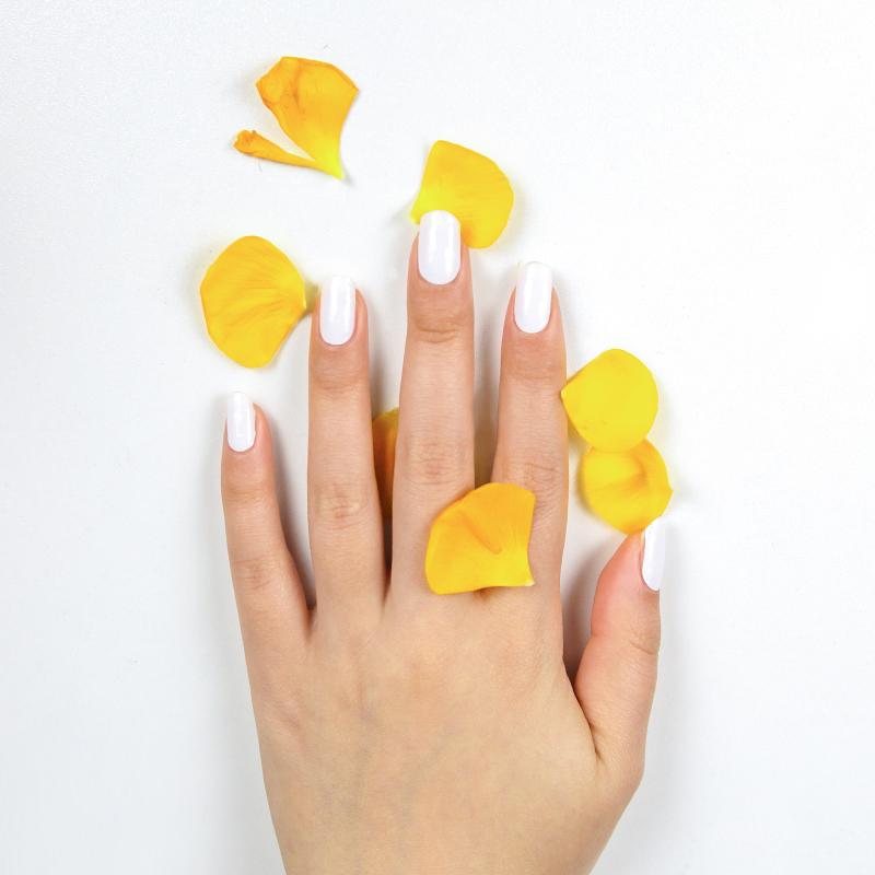 Forever White - Chicki Babes & Co Semi Cured Gel Nail Stickers