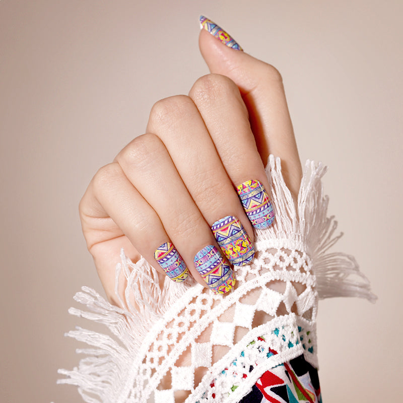 Aztec Dream - DIY Semi Cured Gel Nails