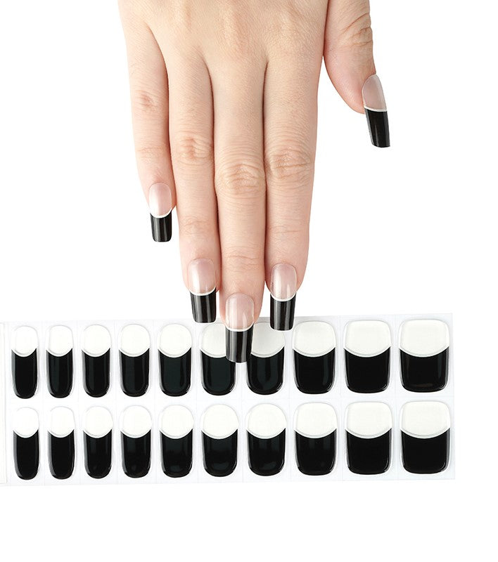 200156 - Black & White Chic French Tips